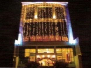 Hotel Hallmark Regency Λουντιάνα Εξωτερικό φωτογραφία